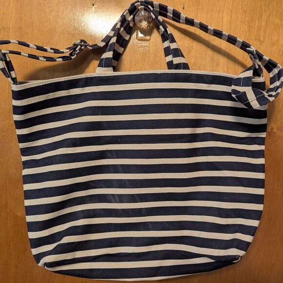 Baggu: Horizontal Zip Duck Bag in Navy Stripe - Picture 2 of 8